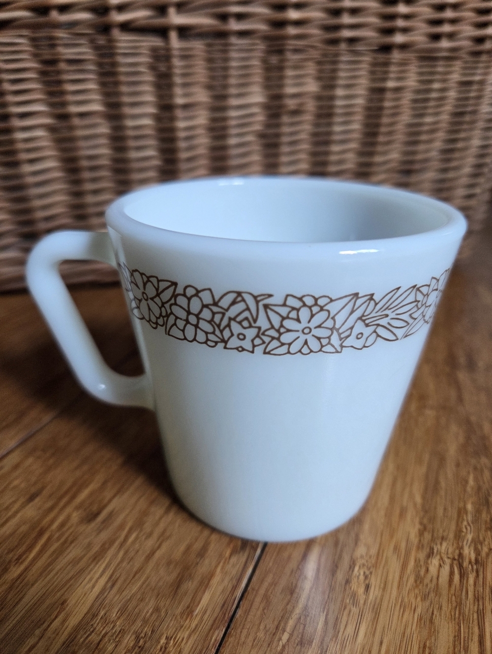 Vintage Pyrex Woodland Milk Glass Mug Brown Floral 300ml USA Cottagecore 70s